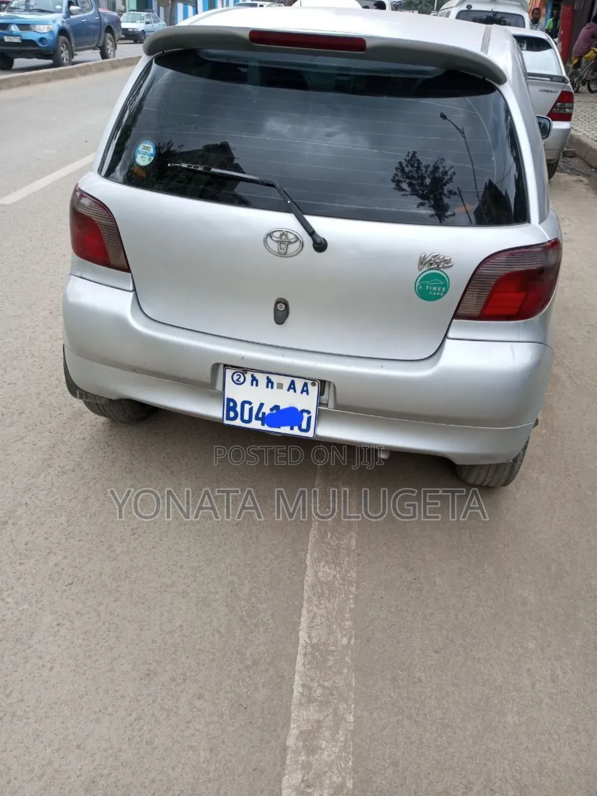 Toyota Vitz 2001 White