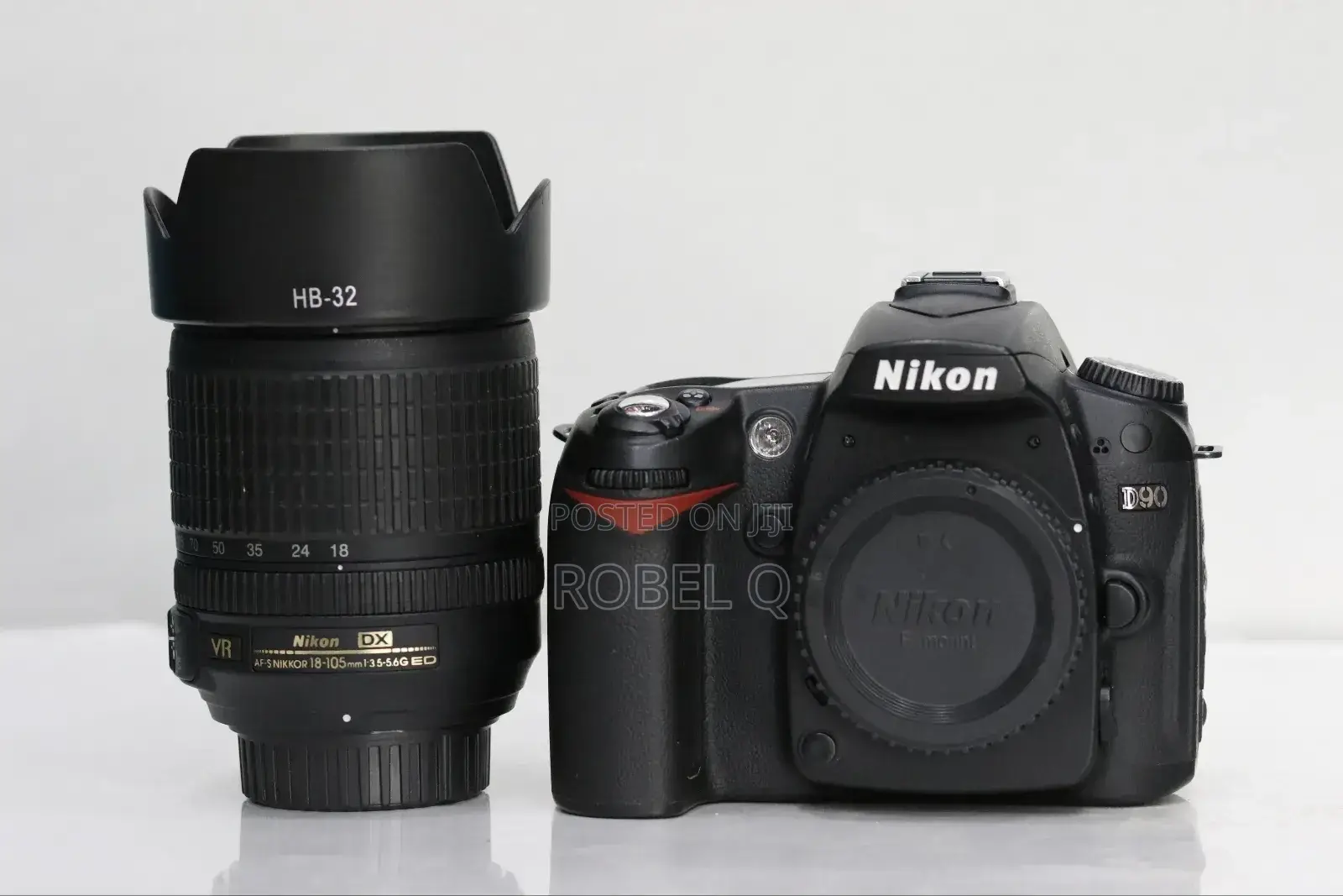 Nikon D90 《