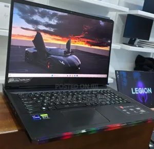 Photo - New Laptop MSI 32GB Intel Core I9 SSD 1T