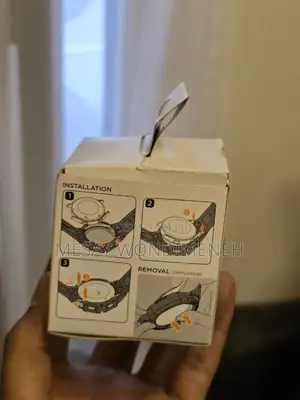 Spigen Rugged Armor Galaxy Watch 6 Classic Cover