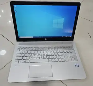 New Laptop HP Pavilion 15 8GB Intel Core I7 SSD 256GB