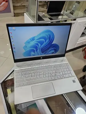 New Laptop HP Pavilion 15 16GB Intel Core I5 SSD 256GB