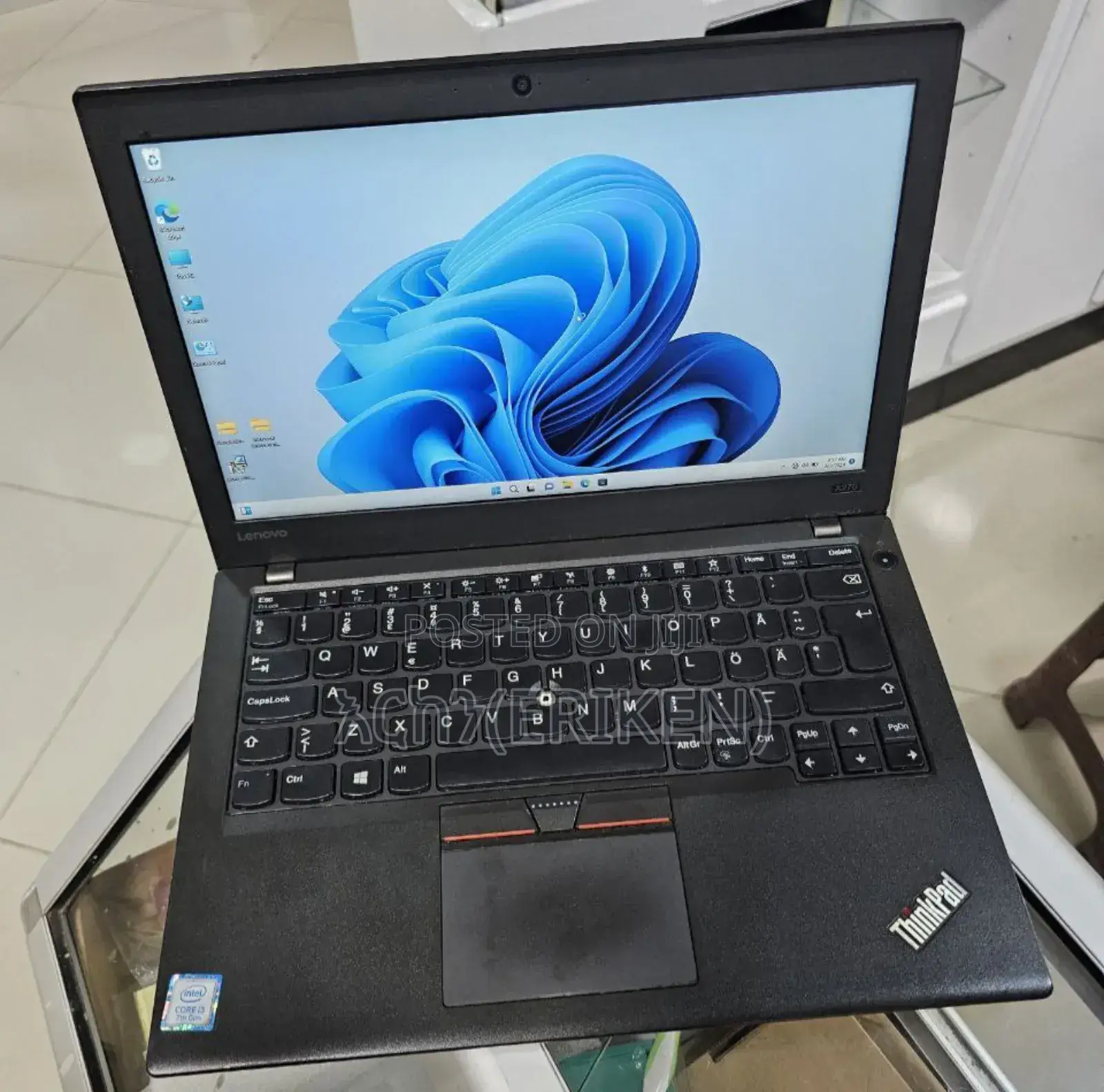 New Laptop Lenovo ThinkPad X270 8GB Intel Core I3 SSD 256GB