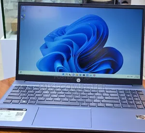 New Laptop HP Pavilion 15 8GB AMD Ryzen 5 SSD 512GB