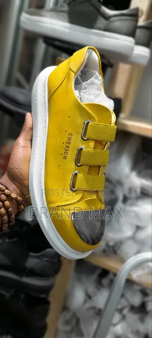 Photo - Chekich Yellow Light Premium Quality