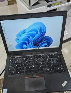 New Laptop Lenovo ThinkPad X270 8GB Intel Core I3 SSD 256GB