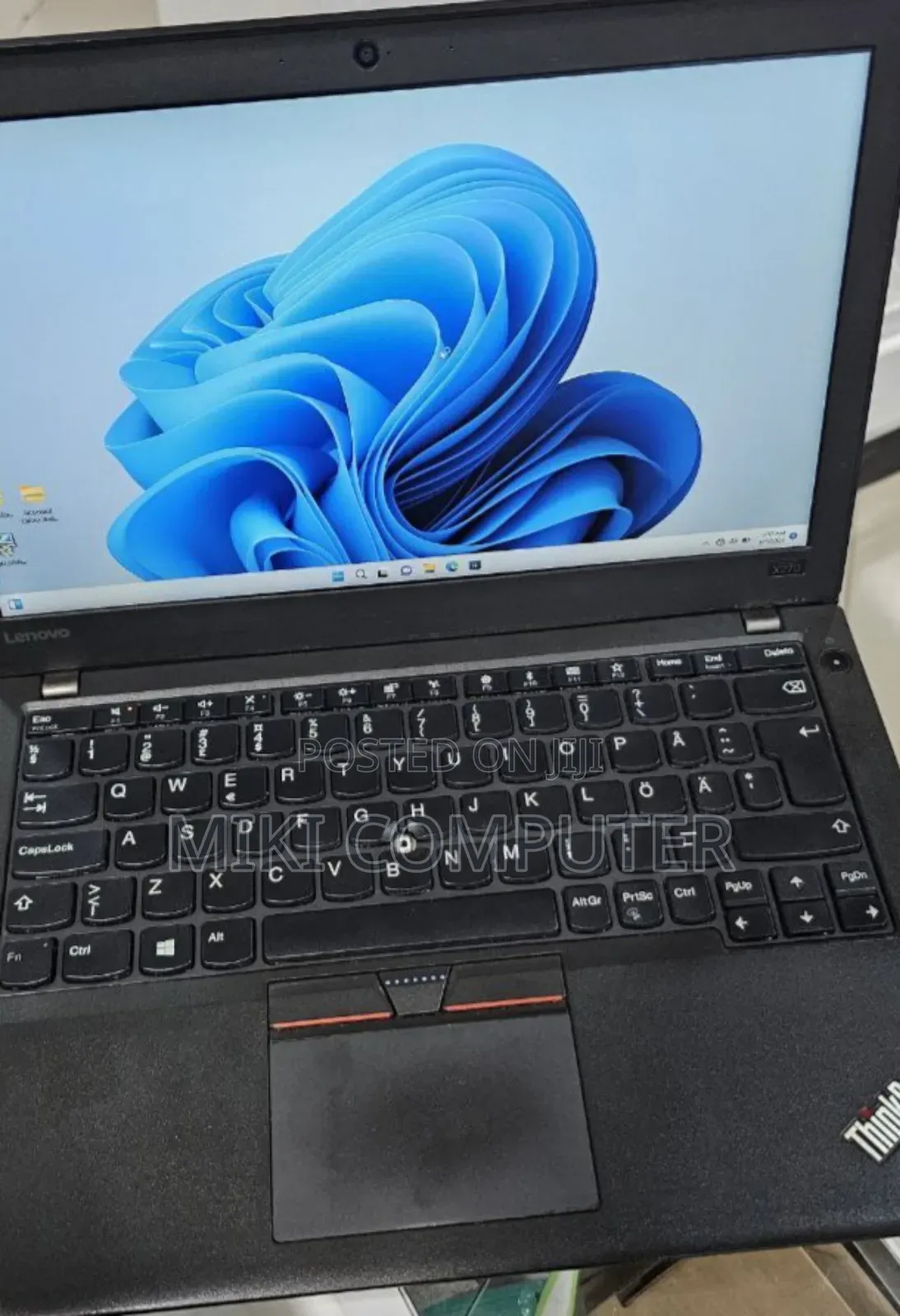 New Laptop Lenovo ThinkPad X270 8GB Intel Core I3 SSD 256GB