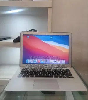 New Laptop Apple MacBook Air 2014 8GB Intel Core i7 SSD 128GB