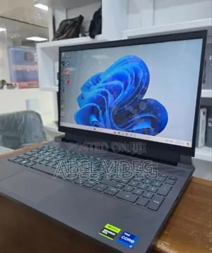 New Laptop Dell G15 5511 16GB Intel Core i7 SSD 1T