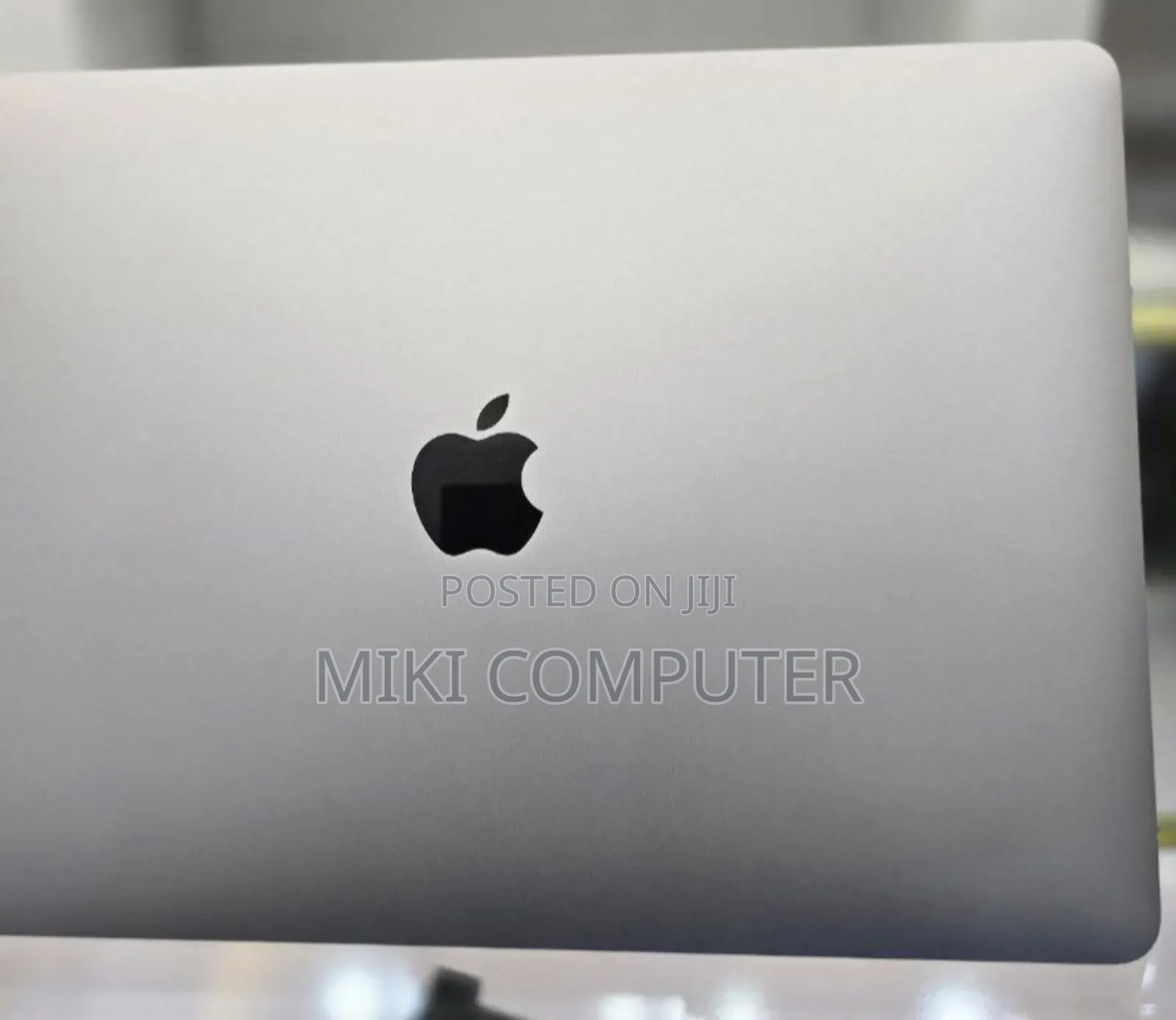 New Laptop Apple MacBook Air 2020 M1 8GB Intel SSD 256GB