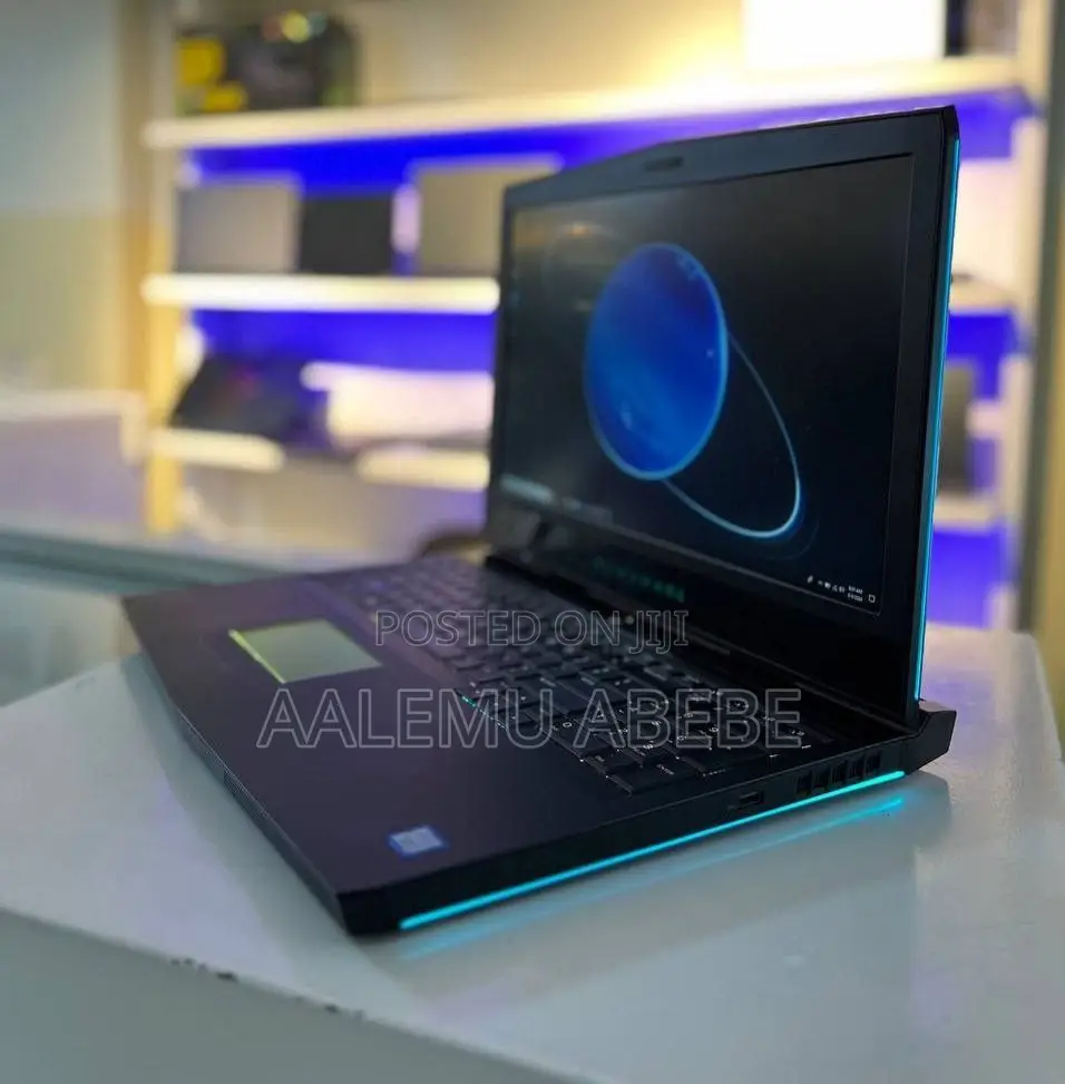 New Laptop Alienware M17x R2 16GB Intel Core I7 SSD 512GB