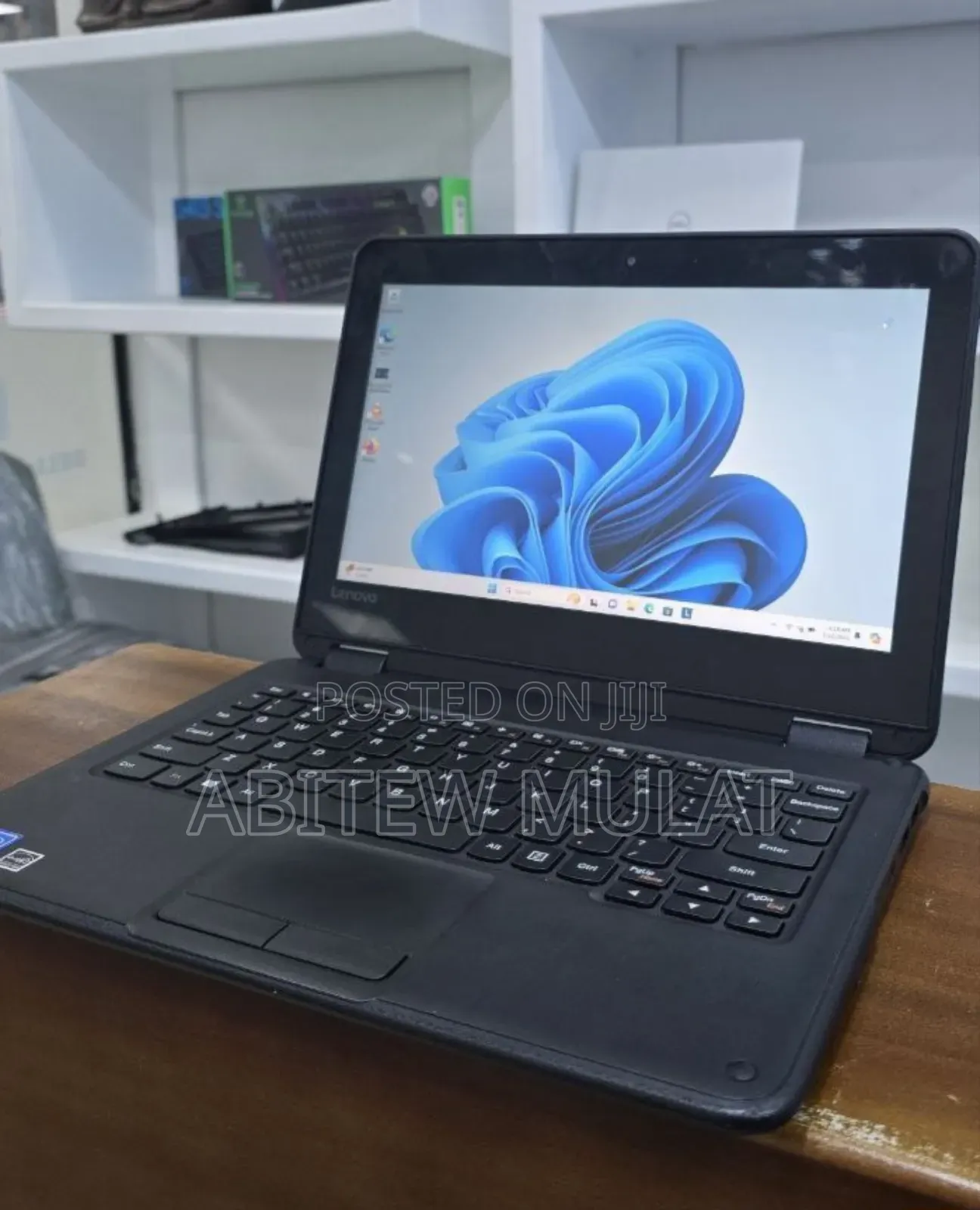 New Laptop Lenovo ThinkPad Yoga 4GB Intel Celeron SSD 256GB