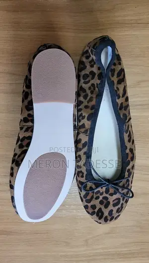 Photo - 35 ቁጥር ሞደ ጠባብ ጫማ ፡ ነብራማ Small Size Shoe Tiger Print