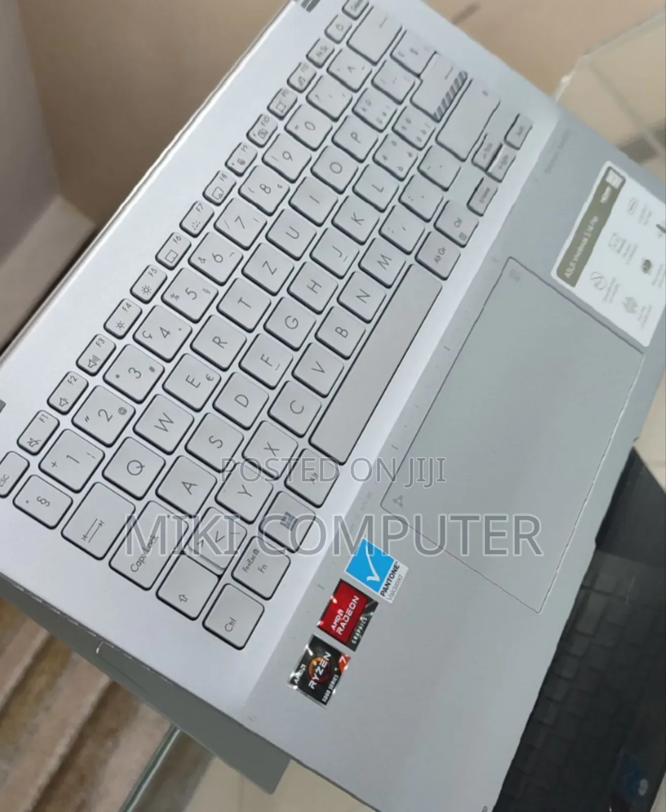 New Laptop Asus VivoBook 15 X505BA 16GB AMD Ryzen 7 SSD 1T