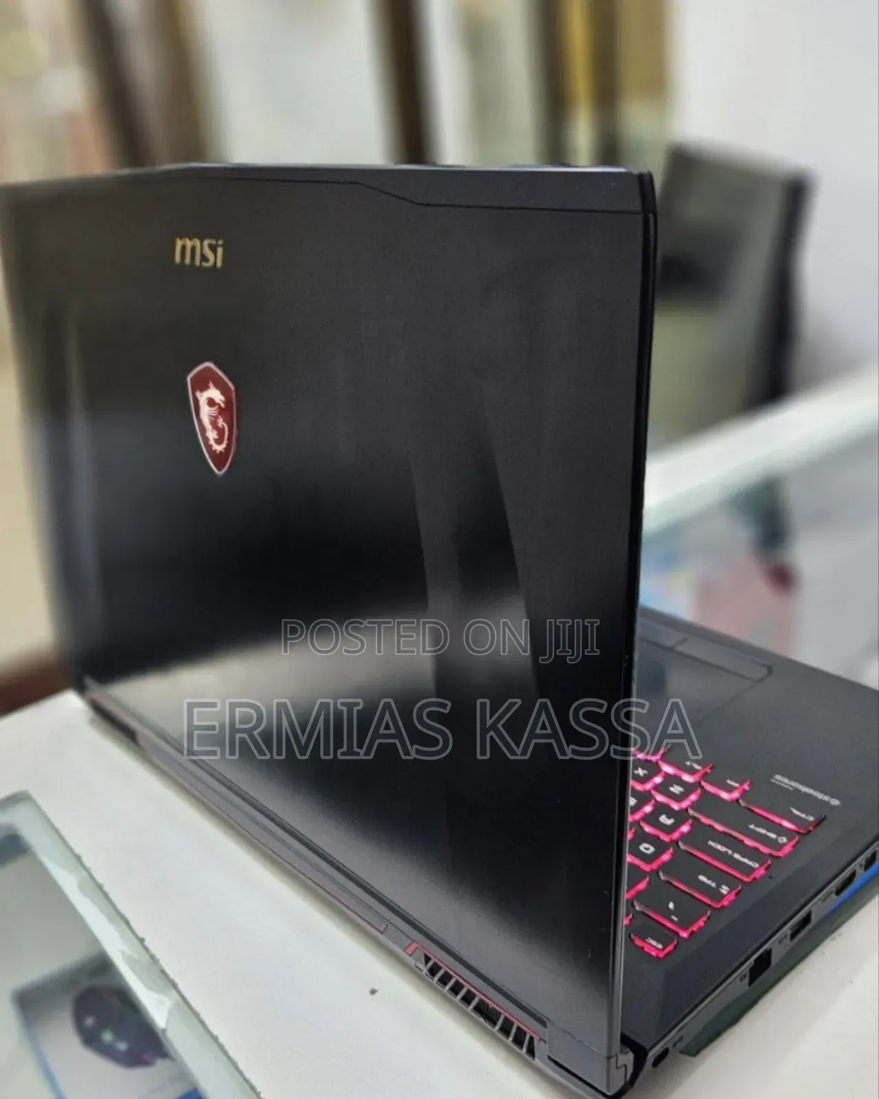 New Laptop MSI GF63 8GB Intel Core I7 HDD+SSD 1.5T