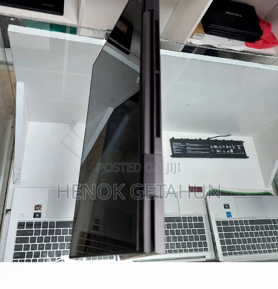 New Laptop HP Envy X360 16GB Intel Core I7 SSD 512GB