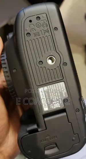 .Brand New Canon 5D Mark IV