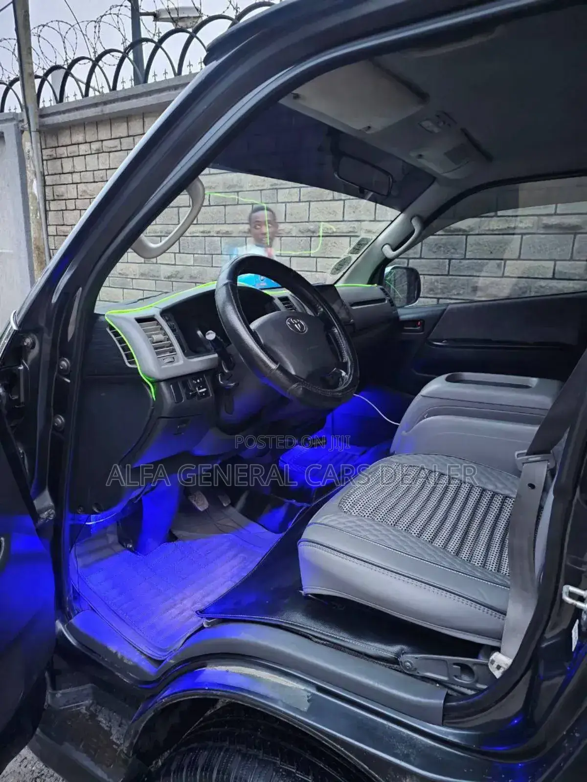 Toyota Grand HiAce 2007 Black