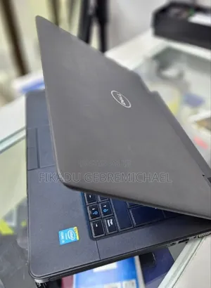New Laptop Dell Latitude 5310 8GB Intel Core I5 HDD 500GB