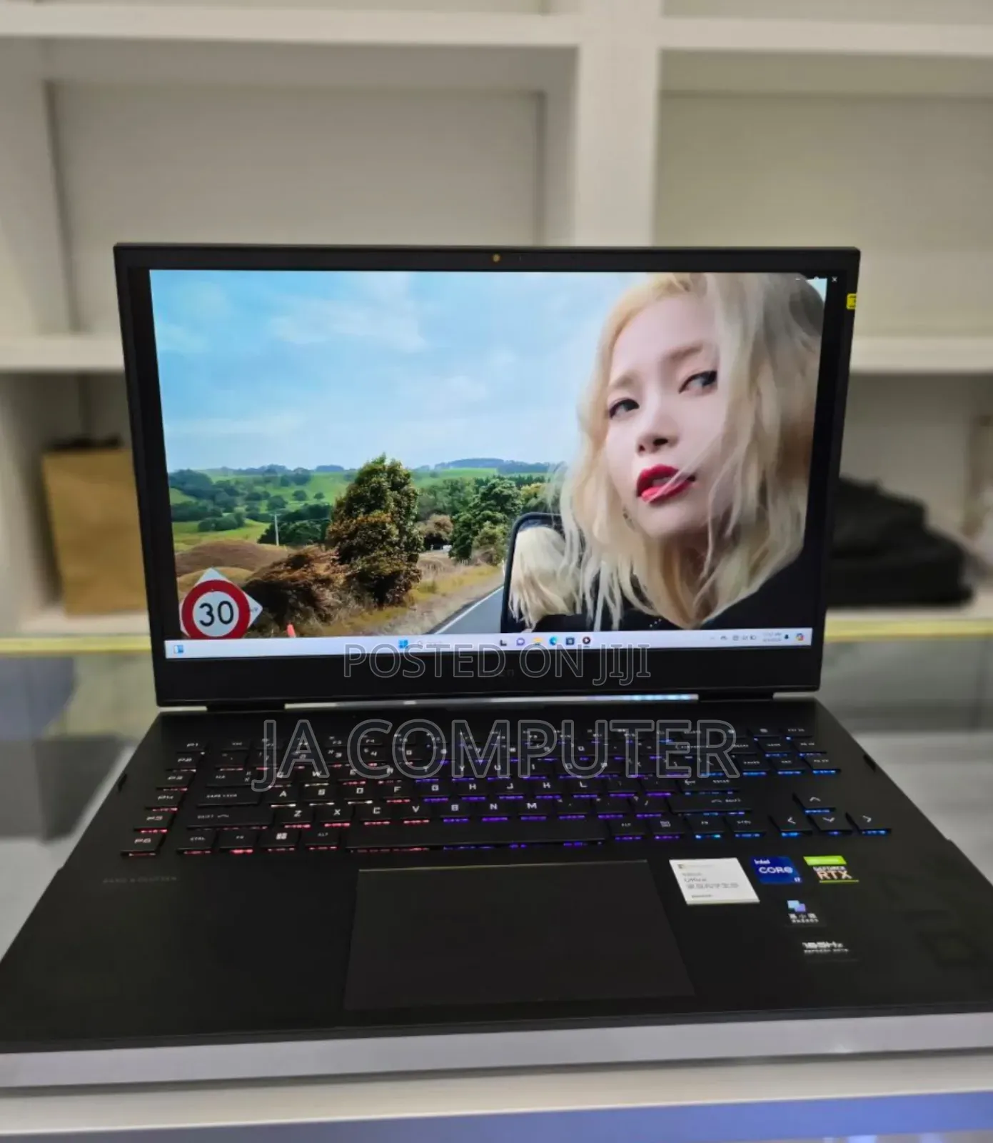 New Laptop HP Omen 17 16GB Intel Core I7 SSD 512GB
