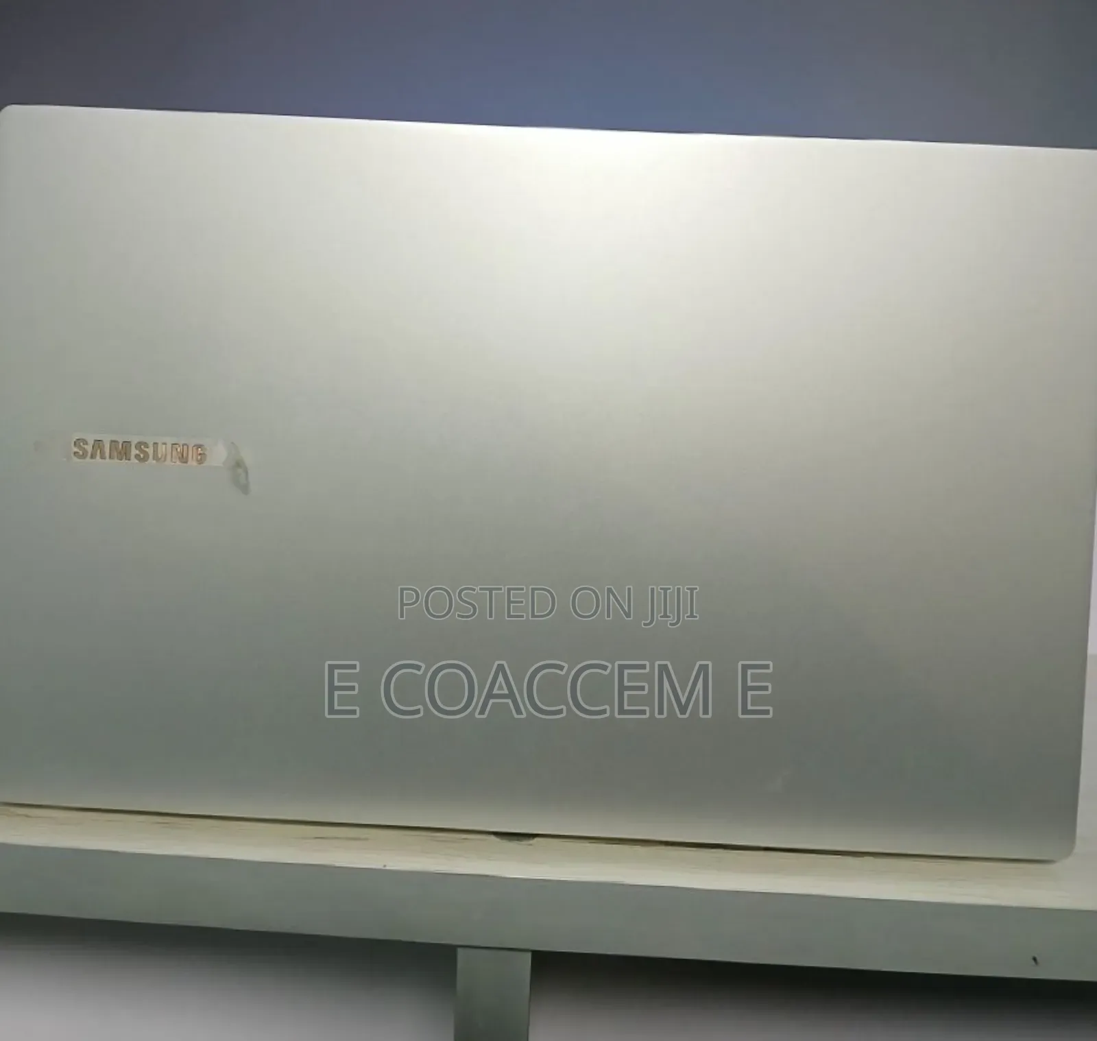 New Laptop Samsung 8GB Intel Core I5 SSD 256GB