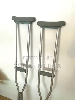 Disabled Crunch/Adult Crutches (Max Patient Height: 1.90m)