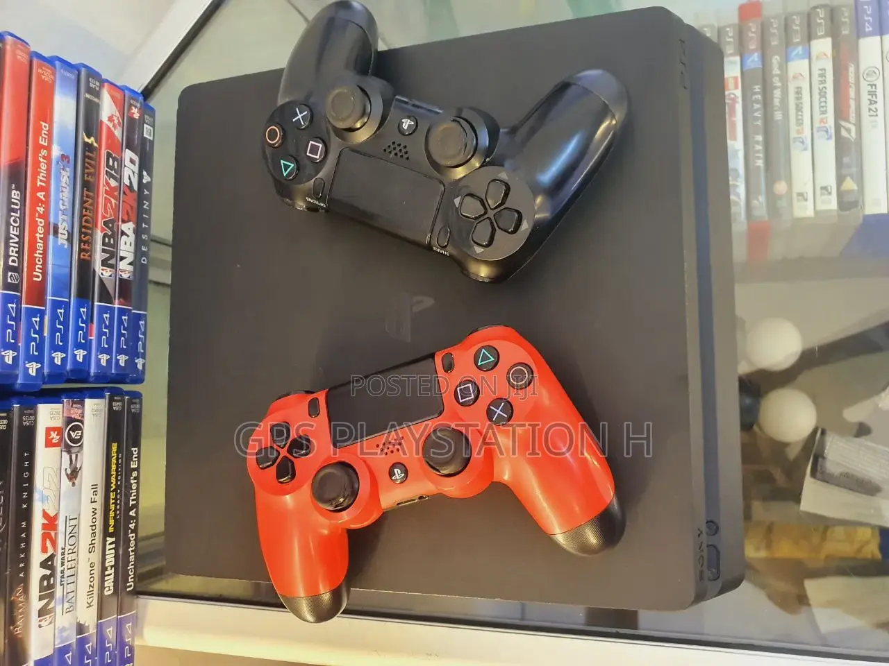 Playstation 4slim<Playstation Four>