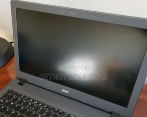 New Laptop Acer Aspire E5 4GB Intel Core I5 SSD 320GB