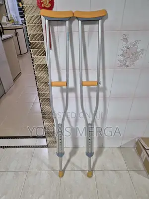 Crutches/Pair of Underarm Crutches for Adults (Size, S/M/L)
