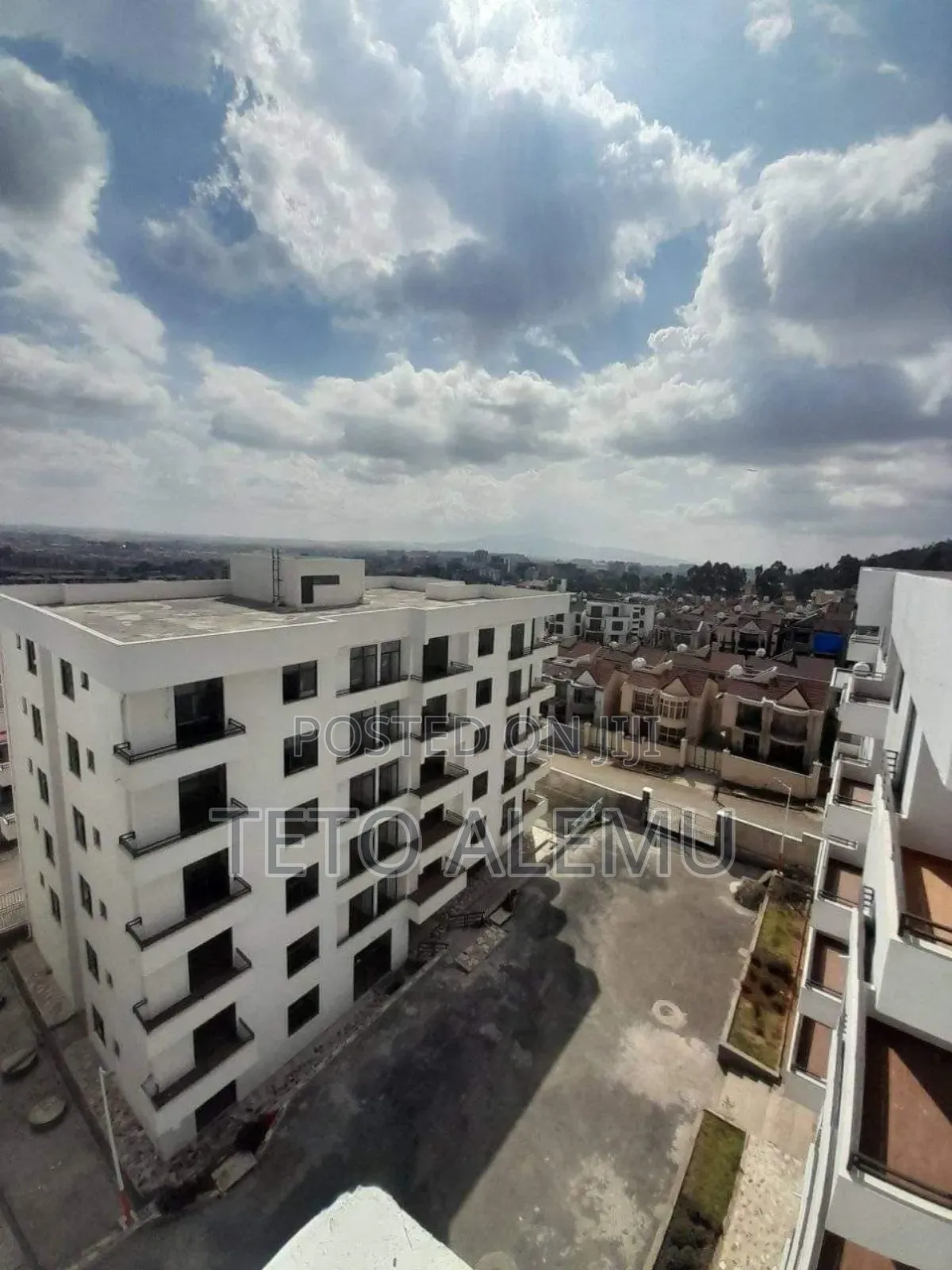 3bdrm Apartment in የሚሸጥ አፓርታማ አያት ኖህ, Yeka for sale