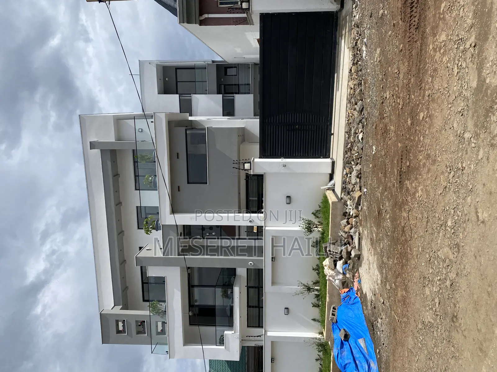 11bdrm House in Bole Bolbula for sale