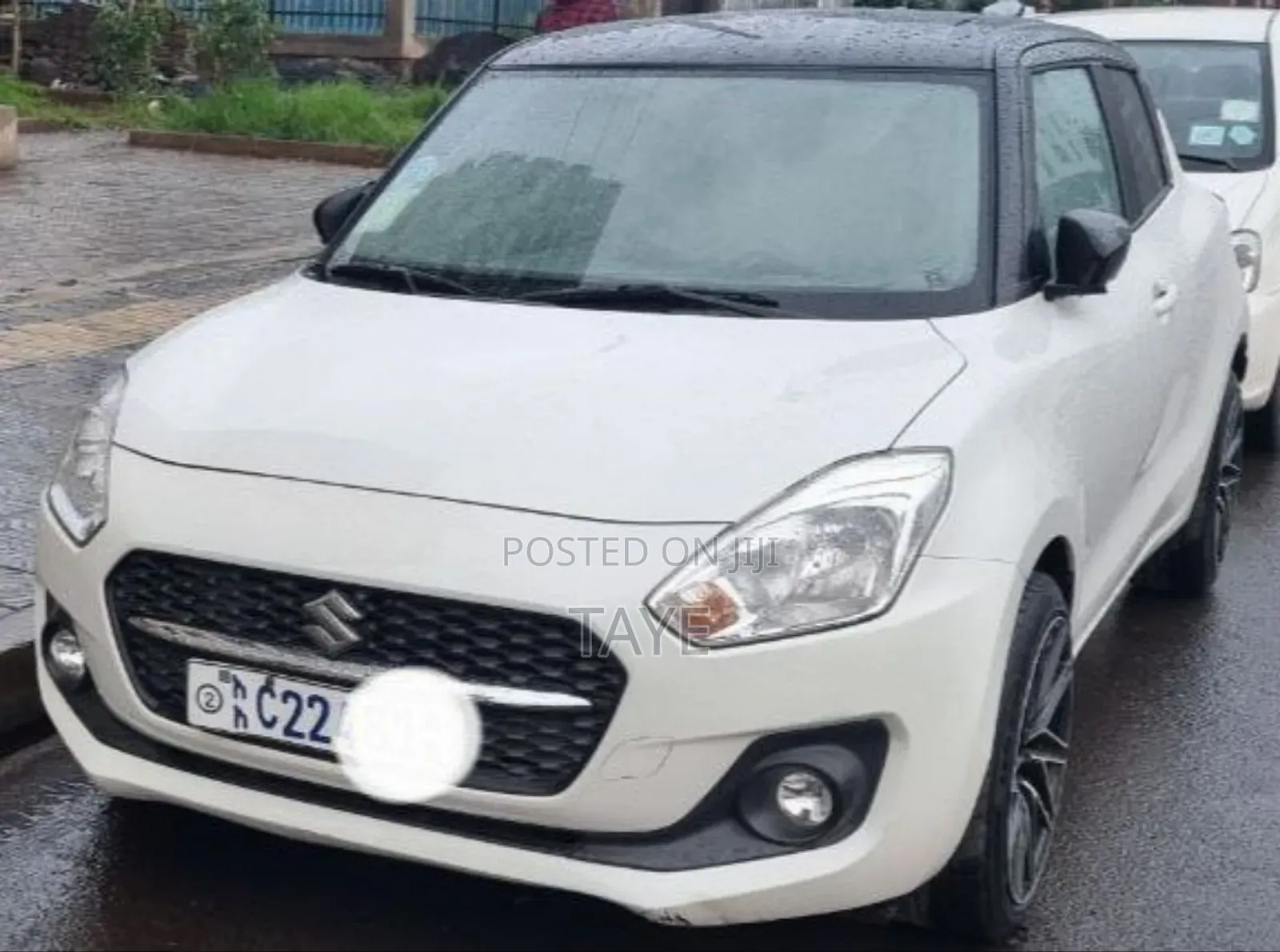 Suzuki Swift 2022 White