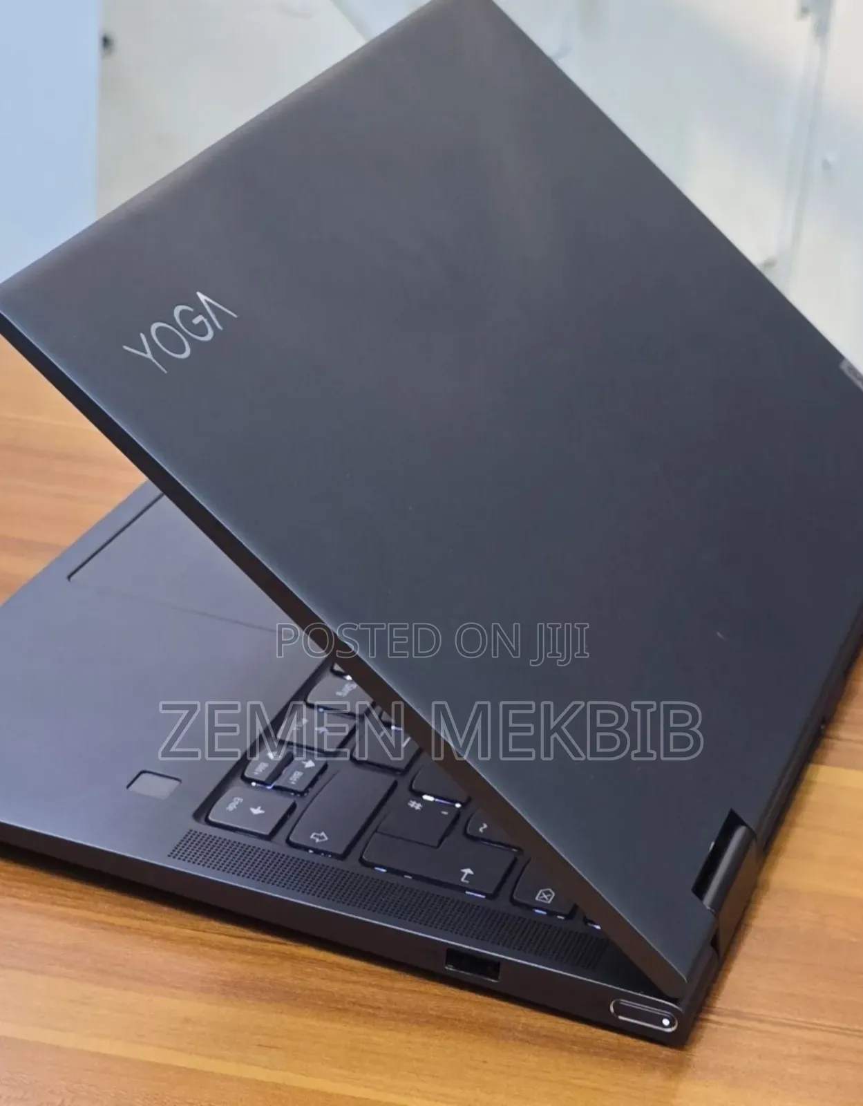 New Laptop Lenovo ThinkPad Yoga 16GB Intel Core I7 SSD 512GB