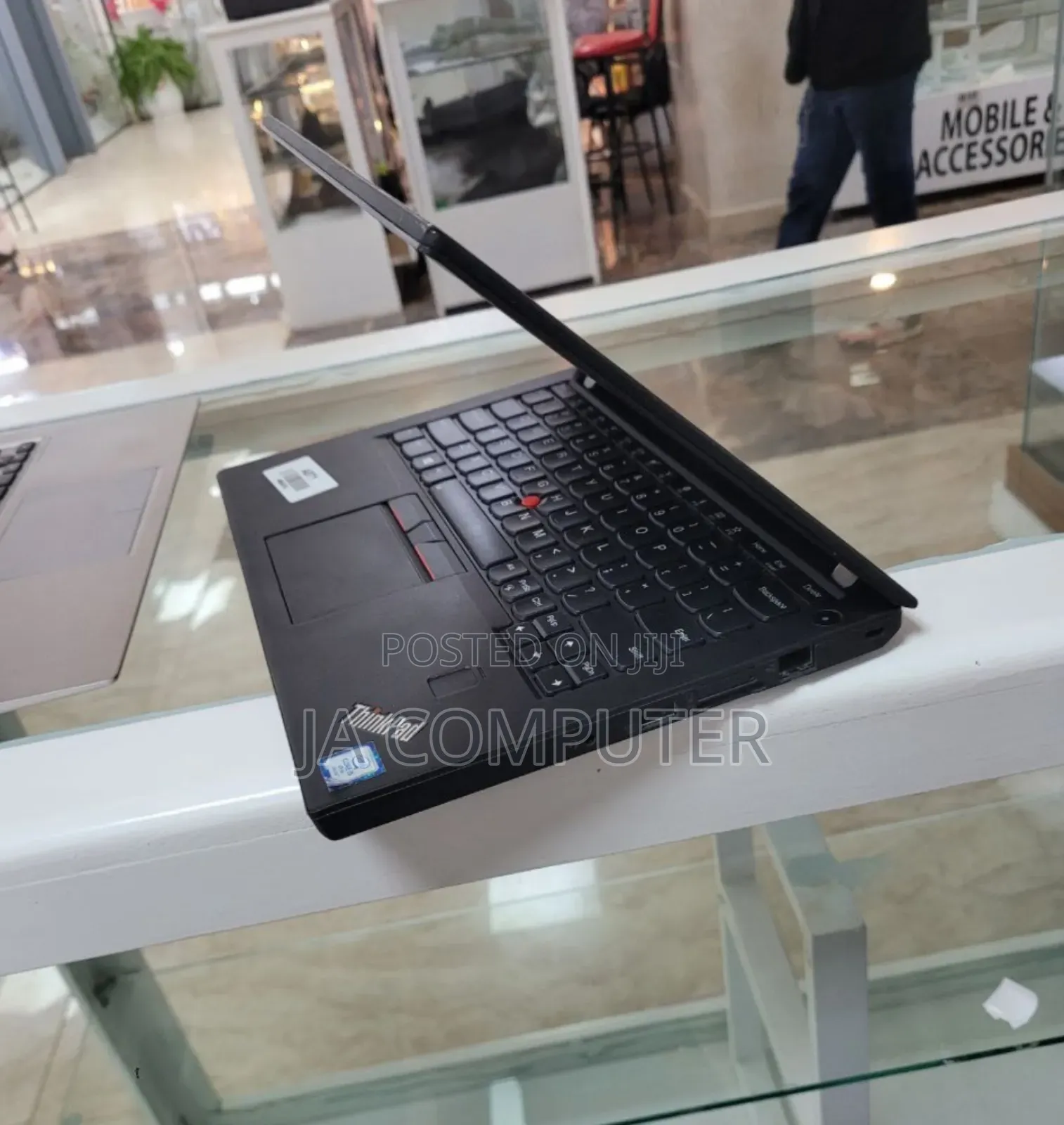 New Laptop Lenovo ThinkPad X260 8GB Intel Core I5 SSD 256GB