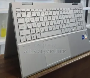 New Laptop HP Envy X360 8GB Intel Core I5 SSD 512GB