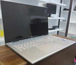 New Laptop HP Envy X360 8GB Intel Core I5 SSD 512GB