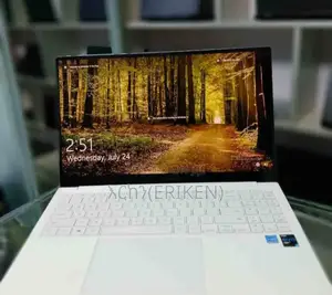 New Laptop Samsung 8GB Intel Core I5 SSD 256GB