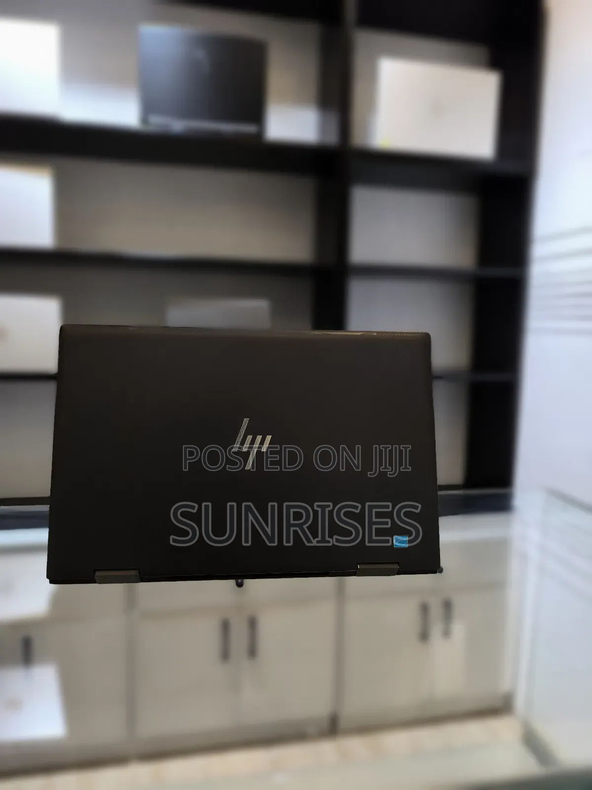 New Laptop HP Envy X360 8GB AMD Ryzen 7 SSD 512GB