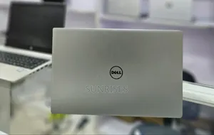 New Laptop Dell XPS 13 8GB Intel Core I7 SSD 512GB