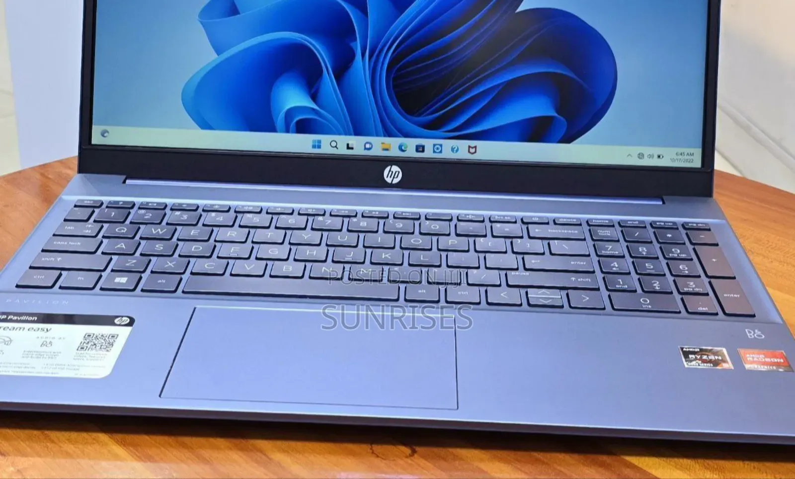 New Laptop HP Pavilion 15 8GB AMD Ryzen 5 SSD 512GB