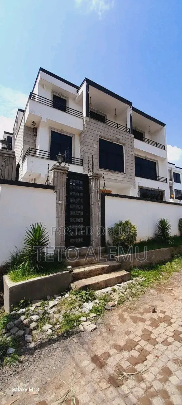 6bdrm House in የሚሸጥ ቤት Cmc, Yeka for sale