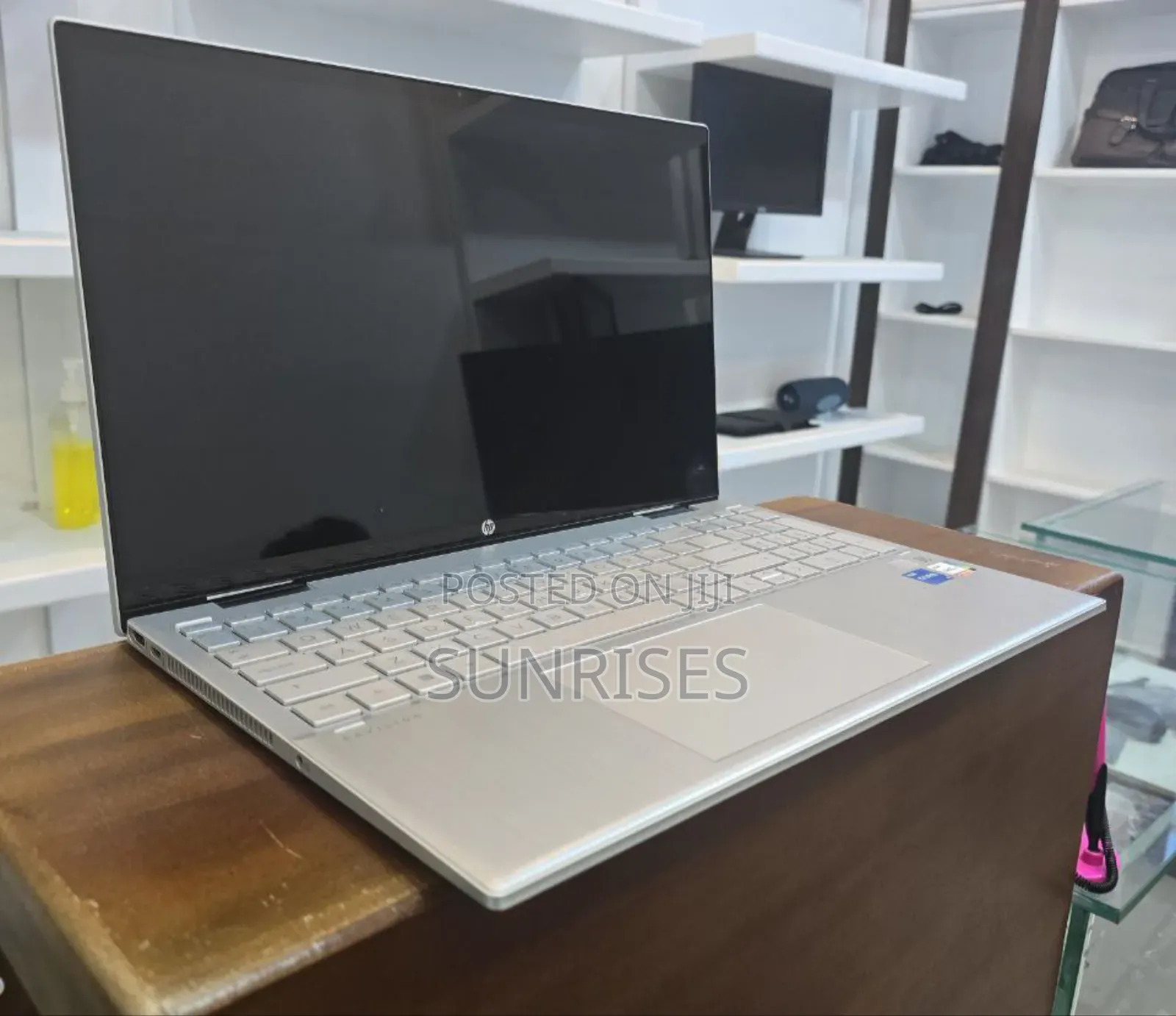 New Laptop HP Pavilion 13 X360 16GB Intel Core I5 SSD 512GB