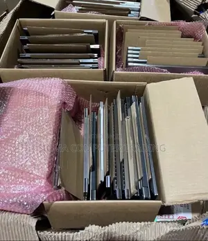 New Laptop Dell XPS 15 32GB Intel Core I7 SSD 512GB