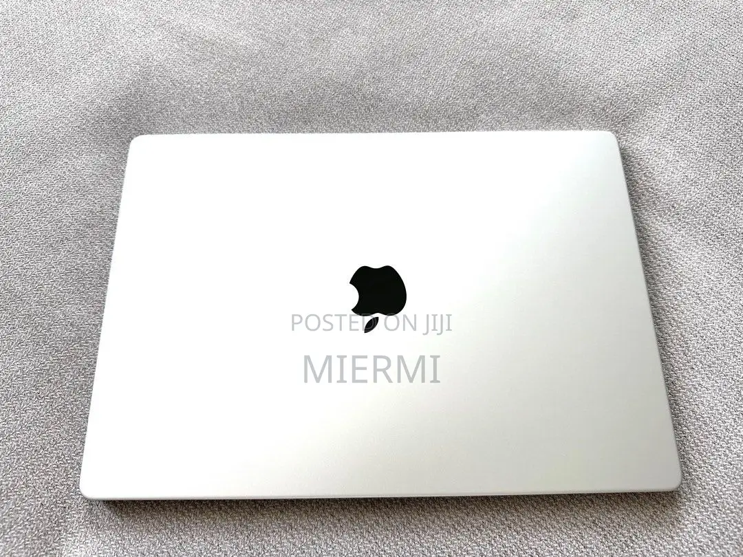 New Laptop Apple MacBook Pro 2023 M2 32GB Apple M2 SSD 512GB