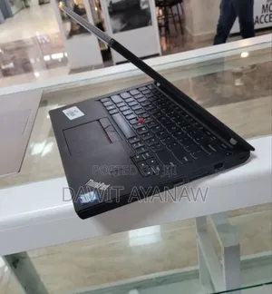 New Laptop Lenovo Yoga 260 8GB Intel Core I5 SSD 256GB