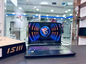 New Laptop MSI Katana 15 16GB Intel Core I7 SSD 512GB