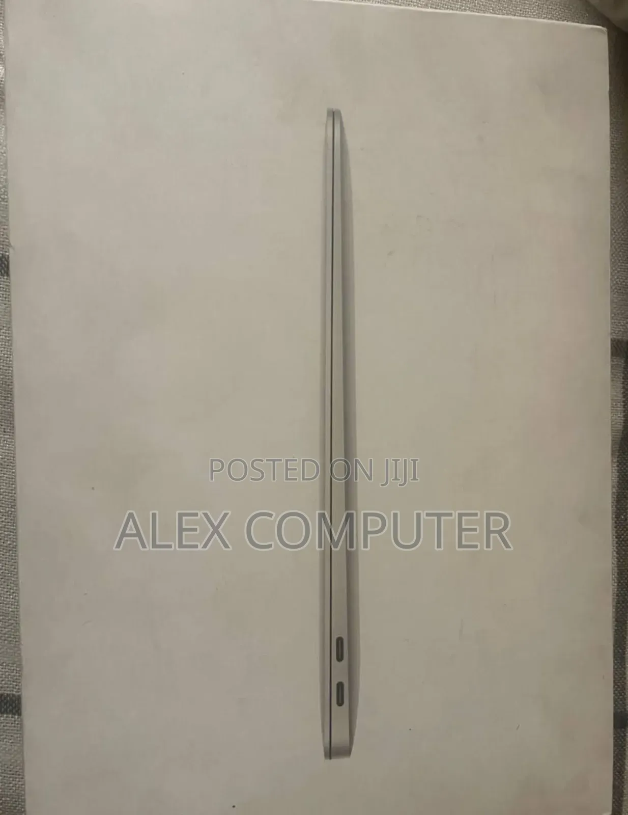 New Laptop Apple MacBook Air 2018 8GB Intel Core I5 SSD 256GB