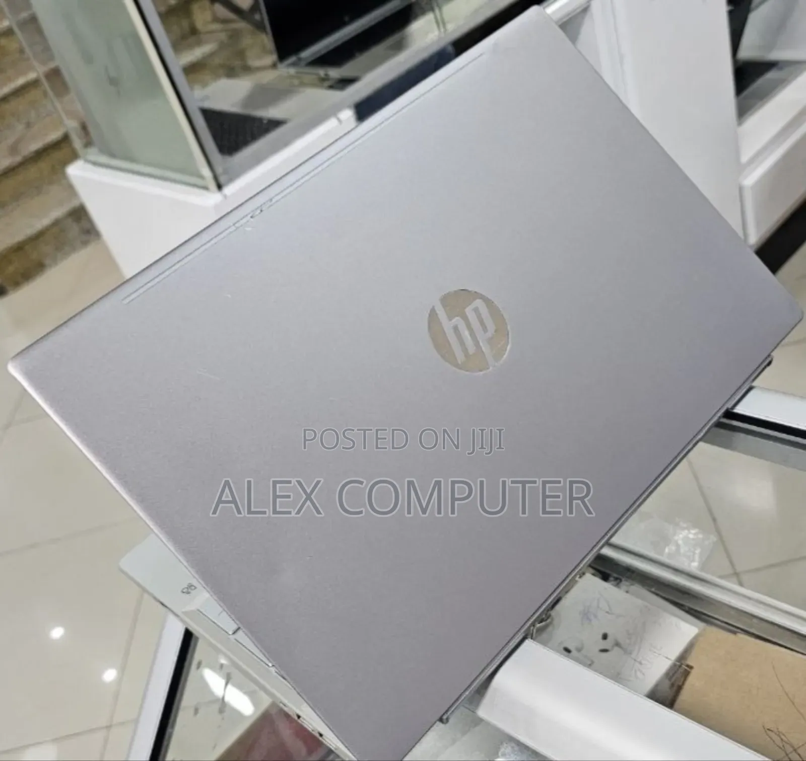 New Laptop HP Pavilion 15 8GB Intel Core I5 SSD 256GB