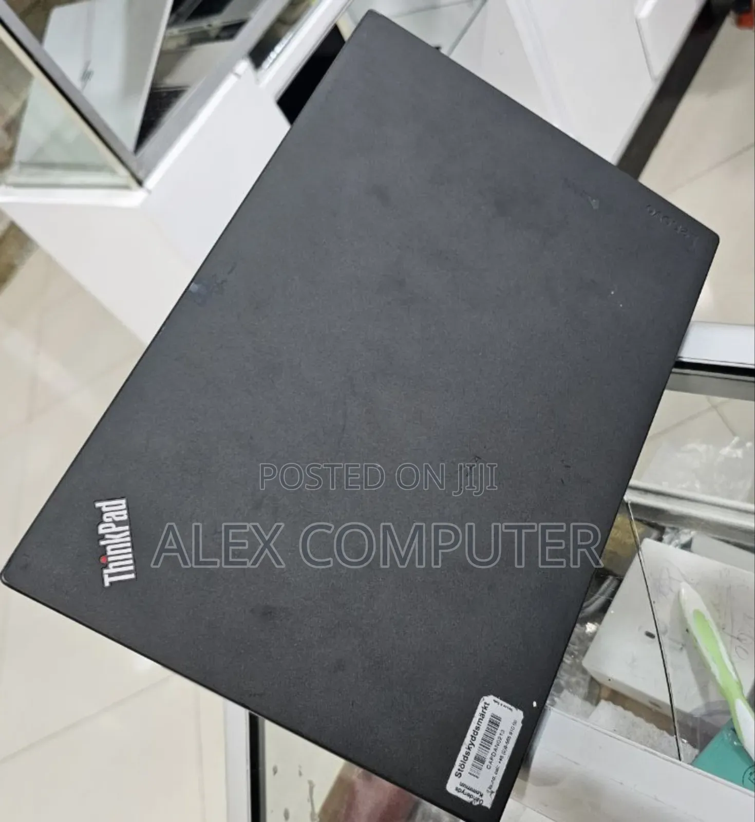 New Laptop Lenovo ThinkPad X270 8GB Intel Core I3 SSD 256GB