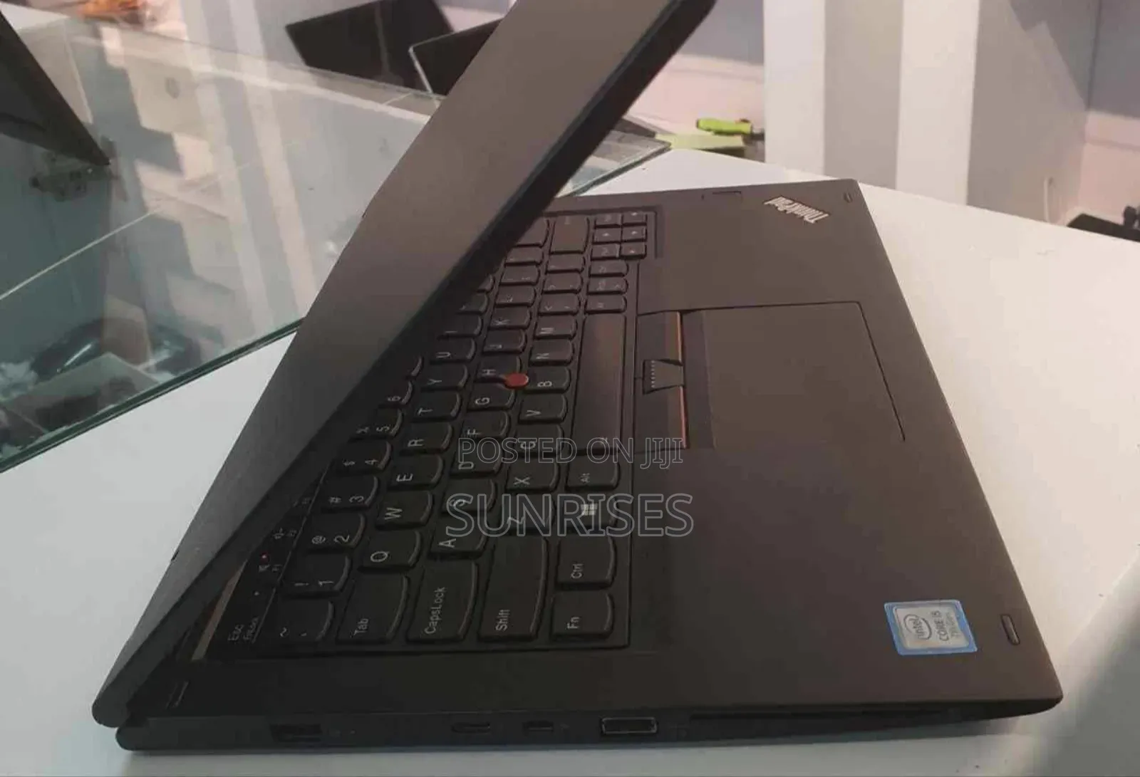 New Laptop Lenovo ThinkPad Yoga 8GB Intel Core I5 SSD 512GB